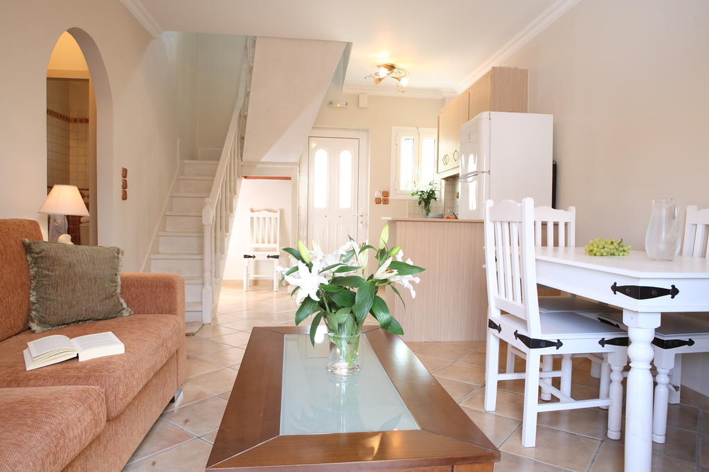 Le Torri Villas By Nidri Holiday Villas المظهر الخارجي الصورة