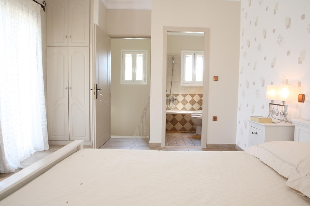 Le Torri Villas By Nidri Holiday Villas المظهر الخارجي الصورة