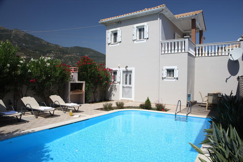 Le Torri Villas By Nidri Holiday Villas المظهر الخارجي الصورة