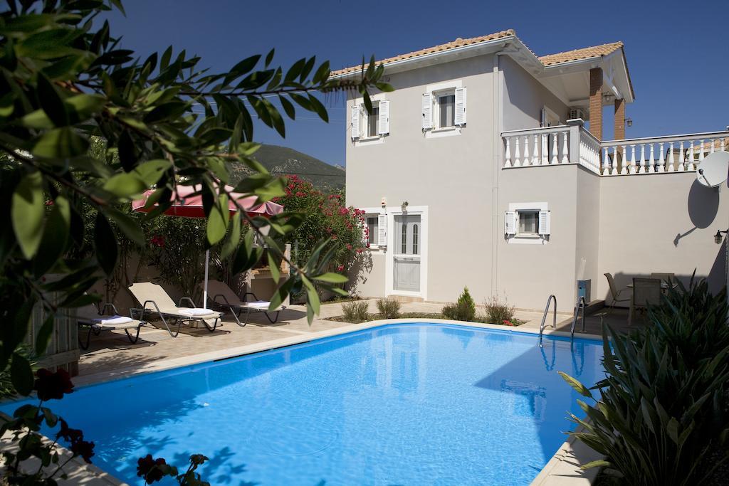 Le Torri Villas By Nidri Holiday Villas المظهر الخارجي الصورة